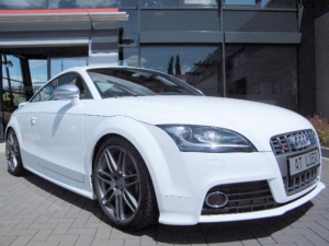 Audi TTS Blanc 